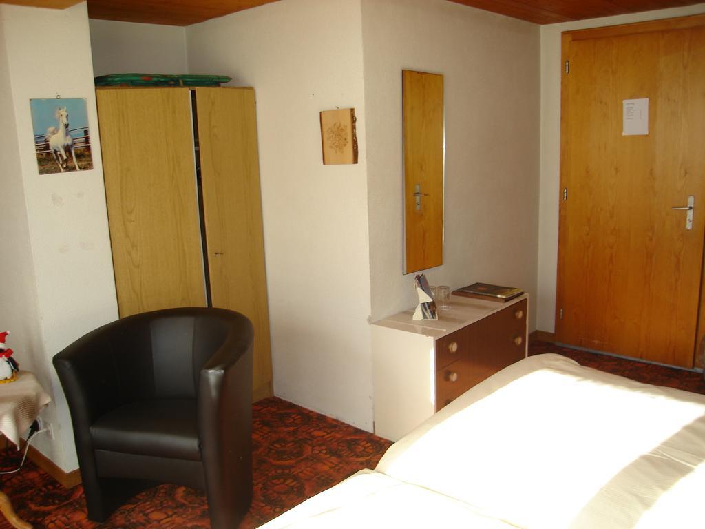 Hotel Milan B&B Ringgenberg Ruang foto