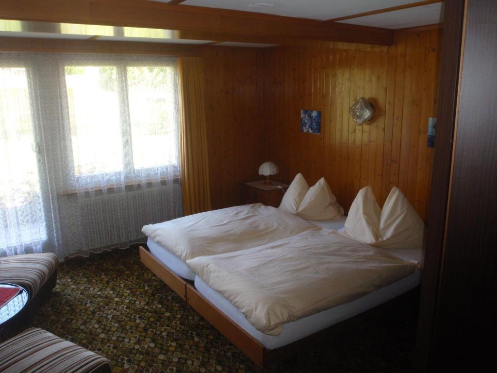 Hotel Milan B&B Ringgenberg Ruang foto